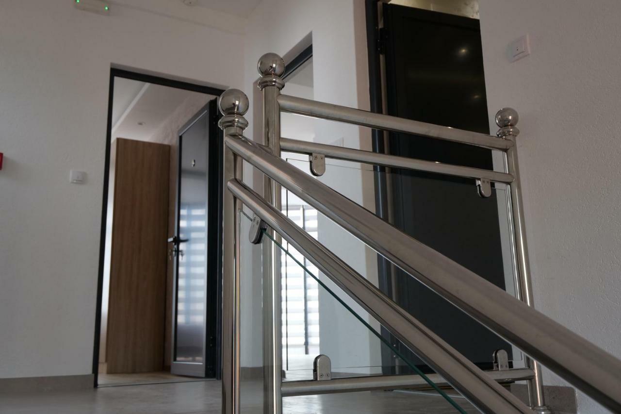 Dubai Apartmani Novi Pazar Esterno foto